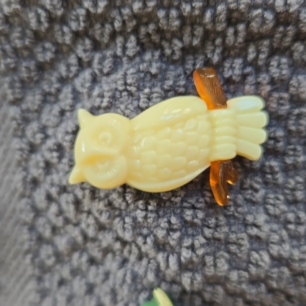 Avon Vintage Owl & Elephant pins - Picture 2 of 5